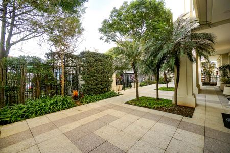 Apartamento à venda com 98m², 3 quartos e 2 vagas Apartamento à venda com 98m², 3 quartos e 2 vagasÁrea comum - Área externa