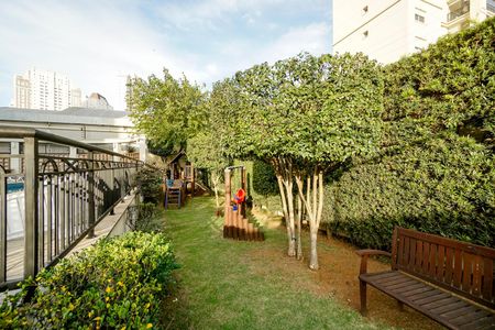 Apartamento à venda com 98m², 3 quartos e 2 vagas Apartamento à venda com 98m², 3 quartos e 2 vagasÁrea comum - Área externa