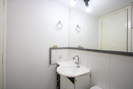 Apartamento para alugar com 80m², 3 quartos e 1 vaga Apartamento para alugar com 80m², 3 quartos e 1 vagaBanheiro social
