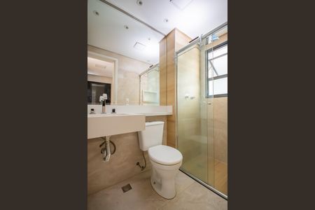 Apartamento à venda com 63m², 2 quartos e 2 vagas Apartamento à venda com 63m², 2 quartos e 2 vagasBanheiro da Suíte