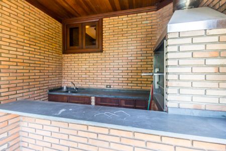 Casa à venda com 845m², 5 quartos e 4 vagasÁrea gourmet