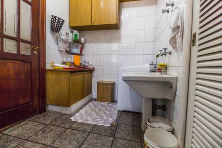 Casa à venda com 845m², 5 quartos e 4 vagasÁrea de Serviço