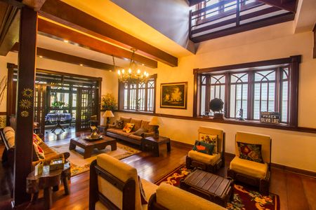 Casa à venda com 845m², 5 quartos e 4 vagasSala 1