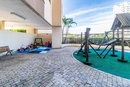 Apartamento à venda com 60m², 2 quartos e 1 vaga Apartamento à venda com 60m², 2 quartos e 1 vagaÁrea comum - Playground