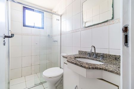 Apartamento à venda com 60m², 2 quartos e 1 vaga Apartamento à venda com 60m², 2 quartos e 1 vagaSuite - Banheiro