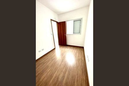 Casa à venda com 110m², 2 quartos e 2 vagas