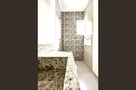 Casa à venda com 110m², 2 quartos e 2 vagas