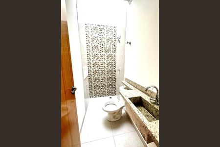 Casa à venda com 110m², 2 quartos e 2 vagas