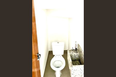 Casa à venda com 110m², 2 quartos e 2 vagas