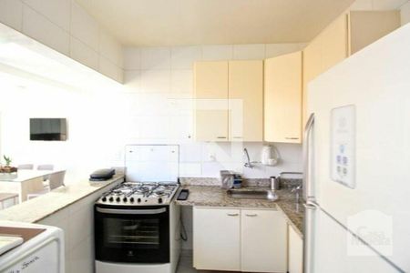 Apartamento à venda com 122m², 3 quartos e 2 vagasCozinha