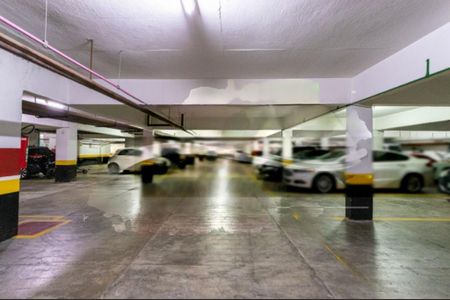 Apartamento à venda com 64m², 2 quartos e 1 vaga