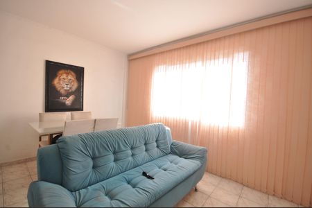 Apartamento à venda com 70m², 2 quartos e sem vagaSala