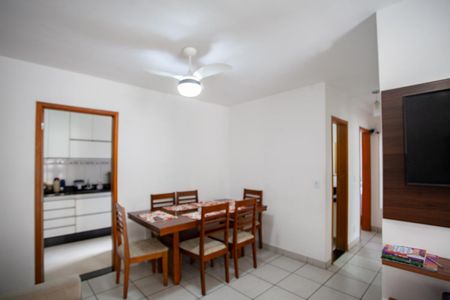 Apartamento à venda com 77m², 3 quartos e 1 vagaSala