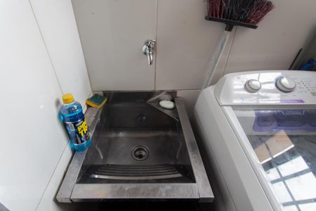 Apartamento à venda com 77m², 3 quartos e 1 vagaÁrea de Serviço