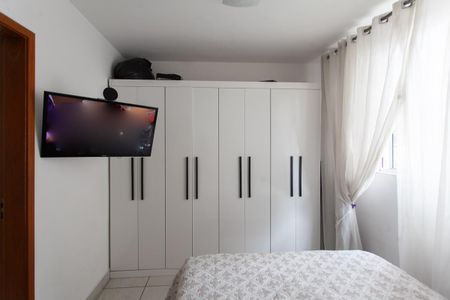 Apartamento à venda com 77m², 3 quartos e 1 vagaSuíte