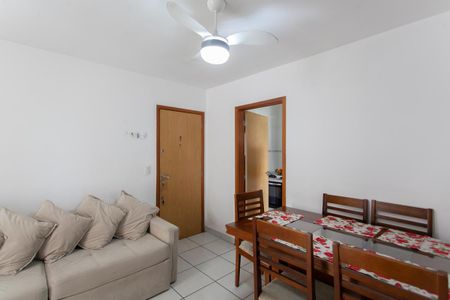 Apartamento à venda com 77m², 3 quartos e 1 vagaSala