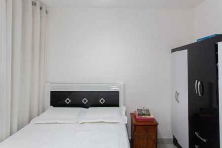 Apartamento à venda com 77m², 3 quartos e 1 vagaQuarto 2