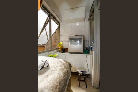 Apartamento à venda com 108m², 3 quartos e 1 vagaÁrea de Serviço