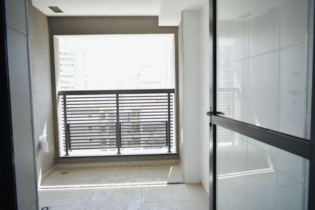 Apartamento à venda com 132m², 3 quartos e 2 vagas Apartamento à venda com 132m², 3 quartos e 2 vagasÁrea de Serviço