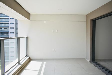 Apartamento à venda com 132m², 3 quartos e 2 vagas Apartamento à venda com 132m², 3 quartos e 2 vagasSacada da Sala
