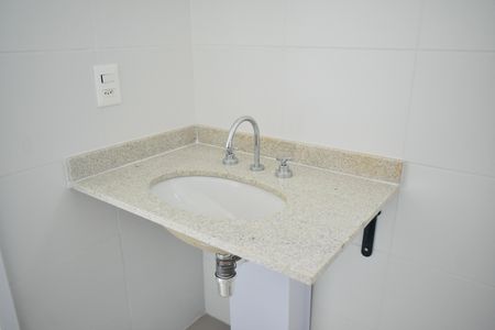 Apartamento à venda com 132m², 3 quartos e 2 vagas Apartamento à venda com 132m², 3 quartos e 2 vagasBanheiro da Suíte 2