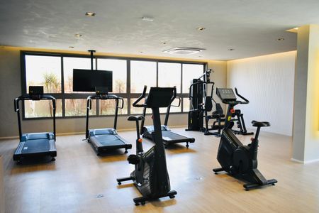 Apartamento à venda com 132m², 3 quartos e 2 vagas Apartamento à venda com 132m², 3 quartos e 2 vagasÁrea comum - Academia