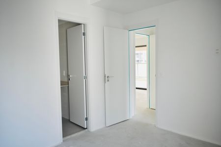 Apartamento à venda com 132m², 3 quartos e 2 vagas Apartamento à venda com 132m², 3 quartos e 2 vagasSuíte 1