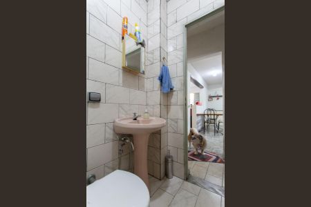 Casa à venda com 240m², 5 quartos e 4 vagasBanheiro Social 2 - Casa 2