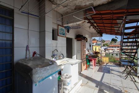 Casa à venda com 240m², 5 quartos e 4 vagasÁrea de Serviço - Casa 1