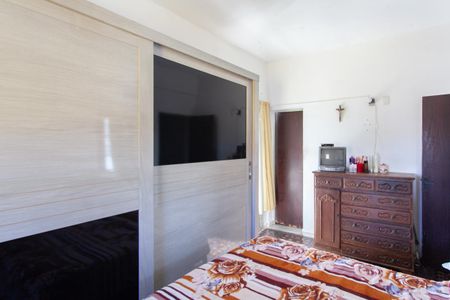 Casa à venda com 240m², 5 quartos e 4 vagasSuíte 2 - Casa 1