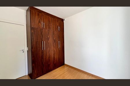 Apartamento à venda com 120m², 3 quartos e 2 vagasQuarto 1