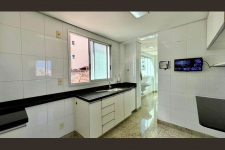 Apartamento à venda com 120m², 3 quartos e 2 vagasCozinha