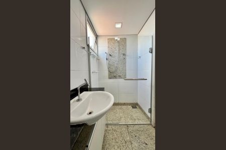 Apartamento à venda com 120m², 3 quartos e 2 vagasBanheiro Suíte 