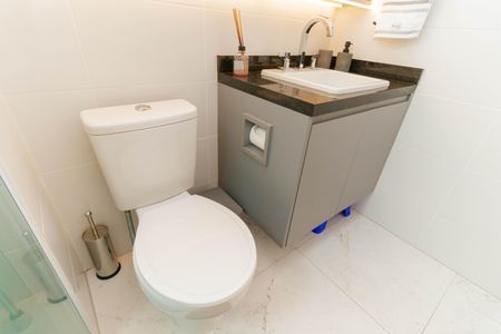 Apartamento à venda com 78m², 2 quartos e 1 vagaBanheiro da Suíte