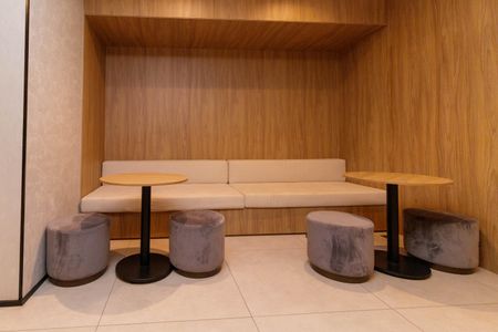 Apartamento à venda com 78m², 2 quartos e 1 vagaÁrea Comum