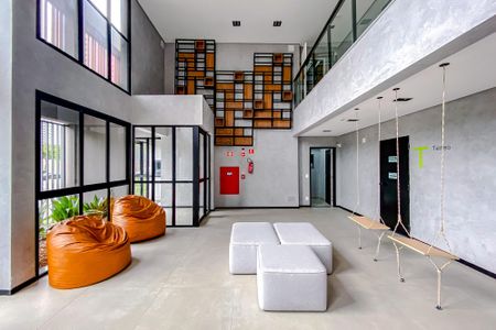 Apartamento para alugar com 39m², 2 quartos e sem vagaÁrea comum - Salão de festas