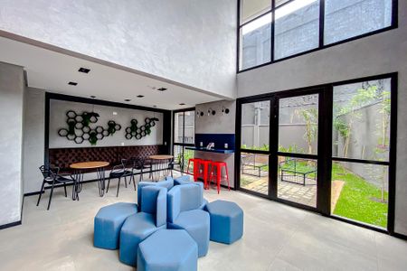 Apartamento para alugar com 39m², 2 quartos e sem vagaÁrea comum - Salão de festas