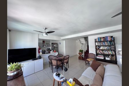 Apartamento à venda com 171m², 2 quartos e 2 vagasSala