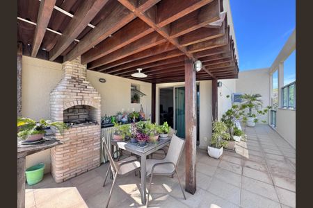 Apartamento à venda com 171m², 2 quartos e 2 vagasTerraço