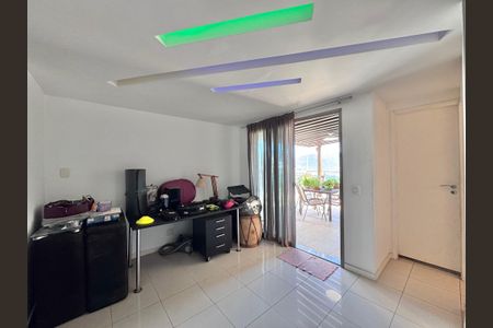 Apartamento à venda com 171m², 2 quartos e 2 vagasSala - Segundo Andar