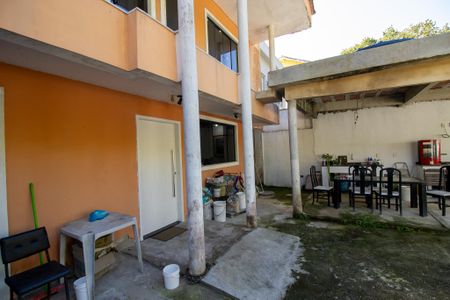 Casa de condomínio à venda com 320m², 5 quartos e 1 vaga Casa de condomínio à venda com 320m², 5 quartos e 1 vagaQuintal
