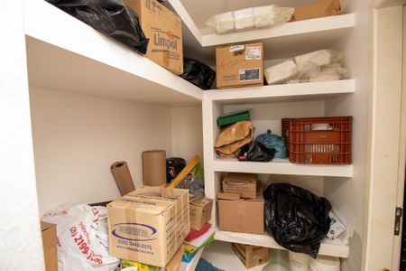 Casa de condomínio à venda com 320m², 5 quartos e 1 vaga Casa de condomínio à venda com 320m², 5 quartos e 1 vagaBanheiro da Suíte 1