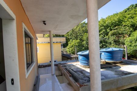 Casa de condomínio à venda com 320m², 5 quartos e 1 vaga Casa de condomínio à venda com 320m², 5 quartos e 1 vagaVaranda