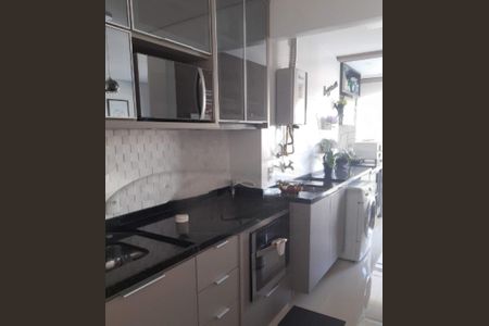 Apartamento à venda com 64m², 2 quartos e 1 vaga