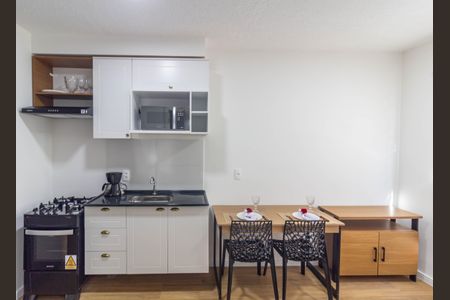 Apartamento para alugar com 25m², 1 quarto e sem vaga Apartamento para alugar com 25m², 1 quarto e sem vagaSala/Cozinha