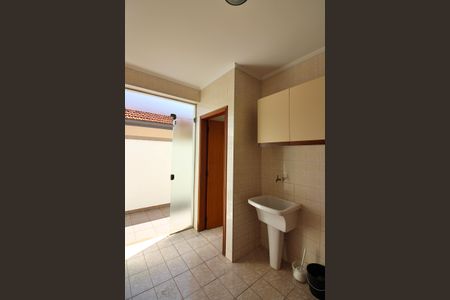 Casa para alugar com 308m², 3 quartos e 5 vagasÁrea de Serviço