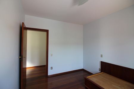 Casa para alugar com 308m², 3 quartos e 5 vagasQuarto 2