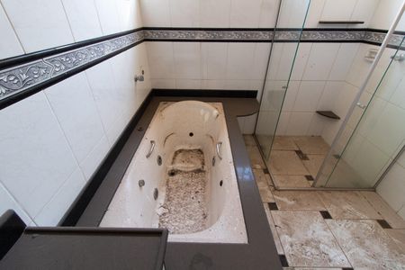 Apartamento à venda com 501m², 4 quartos e 2 vagas Banheiro da Suíte