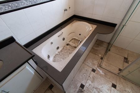 Apartamento à venda com 501m², 4 quartos e 2 vagas Banheiro da Suíte