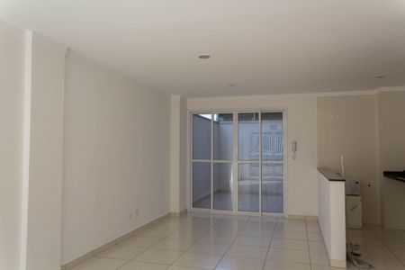 Apartamento à venda com 74m², 2 quartos e 1 vagaÁrea comum